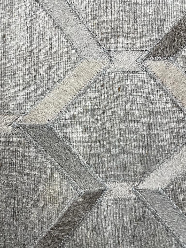 Gray Cowhide Ogee Trellis Area Rug 5' x 8' - GetSetHome Store