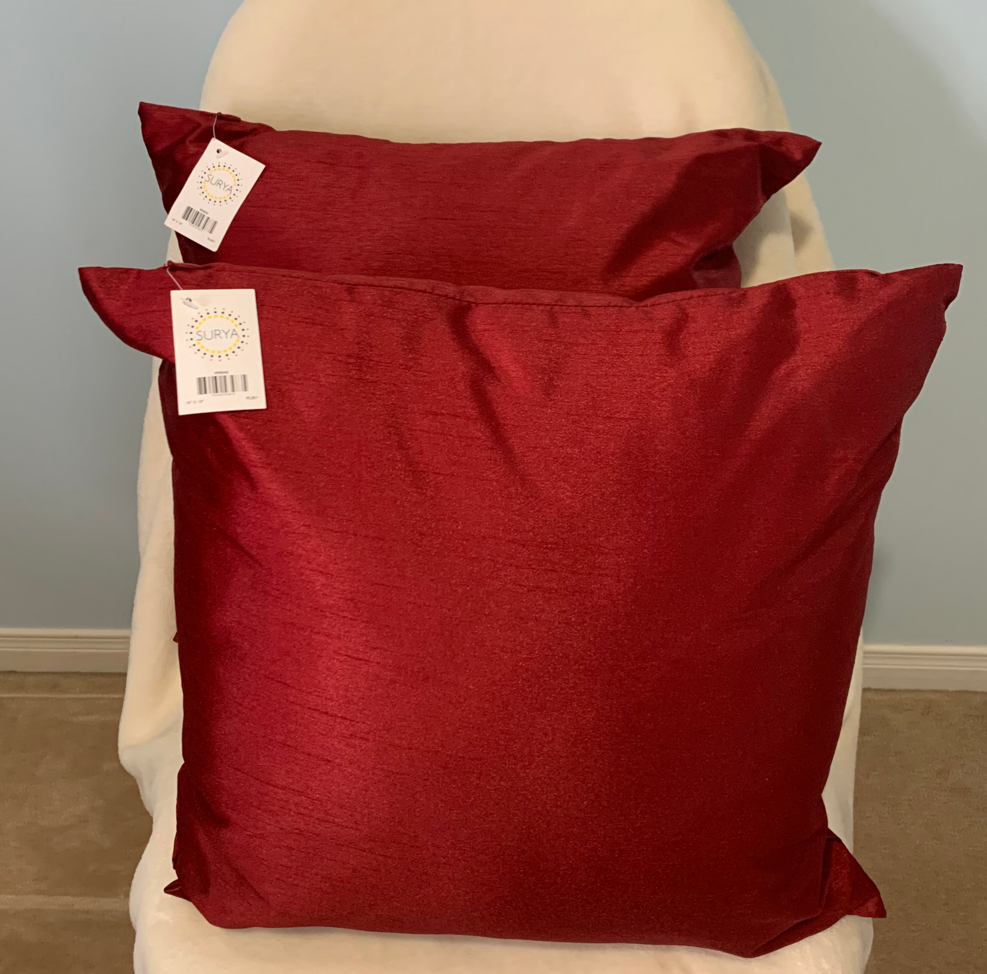 Pillow ~ Surya HH042, 18" L x 18" W x 4" H, Red (Set of 2) - GetSetHome Store