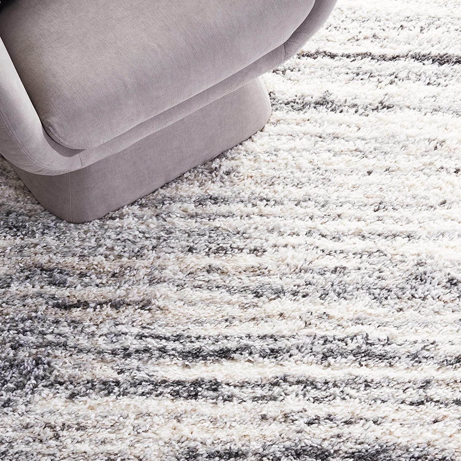 SAFAVIEH Fontana Shag Ambrosia Modern Abstract Rug - 6'7" x 9' Ivory/Grey - GetSetHome Store